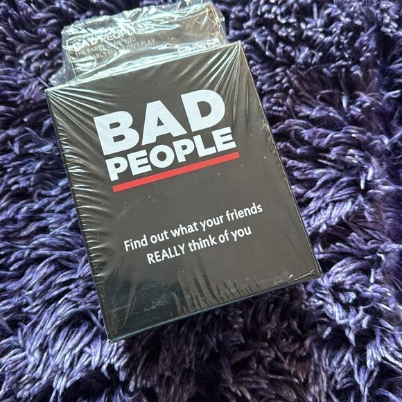 Bad People  party game - Picture 2 of 6
